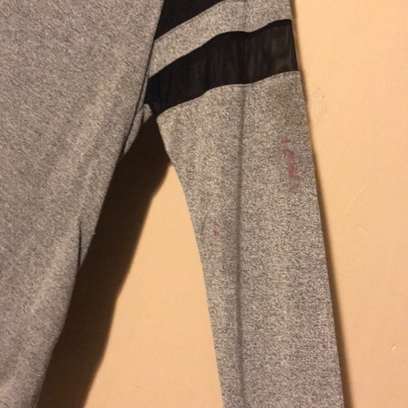 Top - Picture 2 of 2